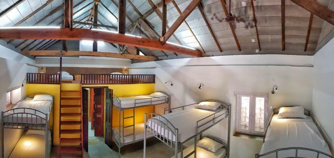 Albergue Design Ashram Kozhikode Exterior foto